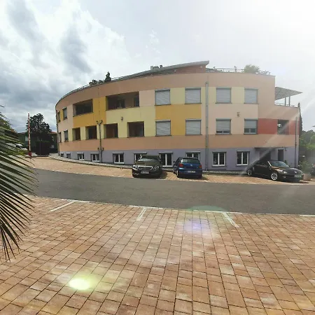Apart Vela Lägenhetshotell Izola