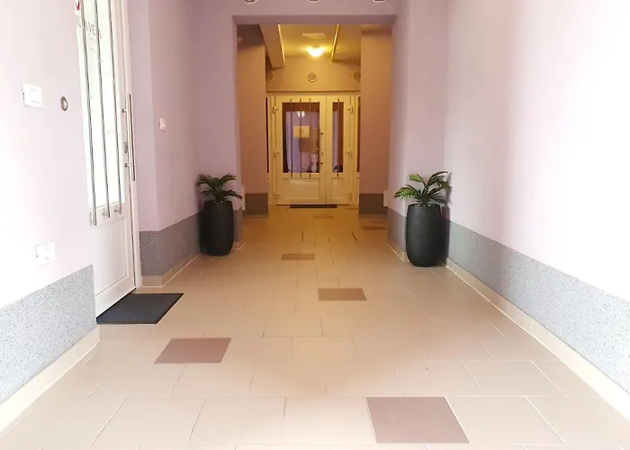 Apart Vela * 이졸라