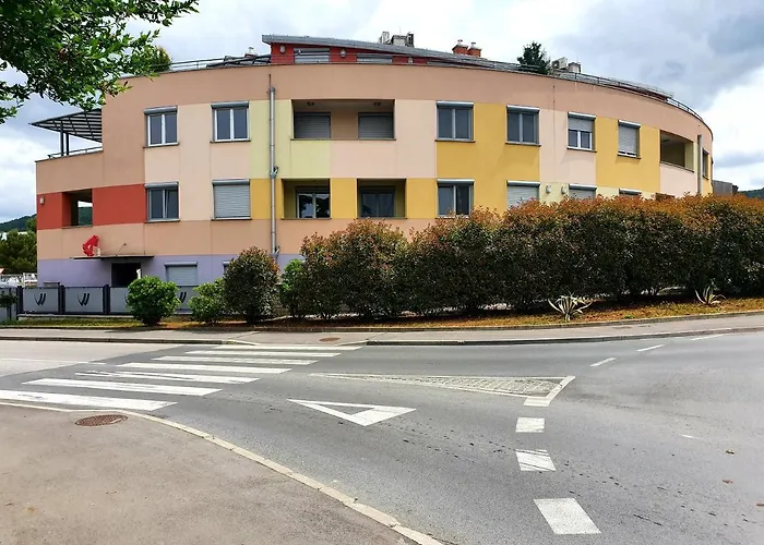 Aparthotel Apart Vela *